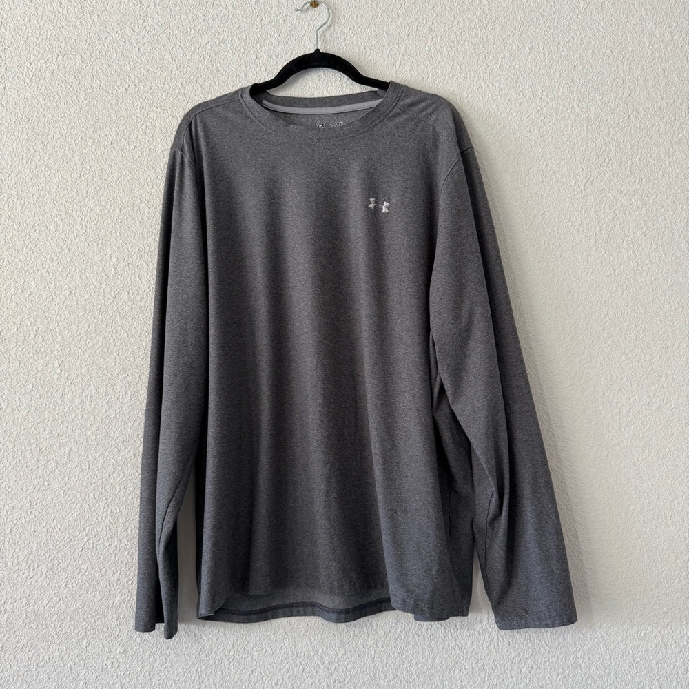 Under Armour Men's Charcoal Long Sleeve Tee